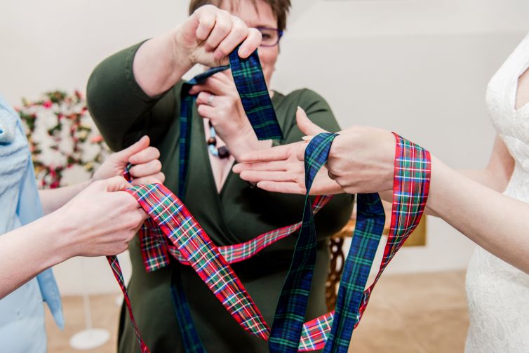 tying the knot - handfasting